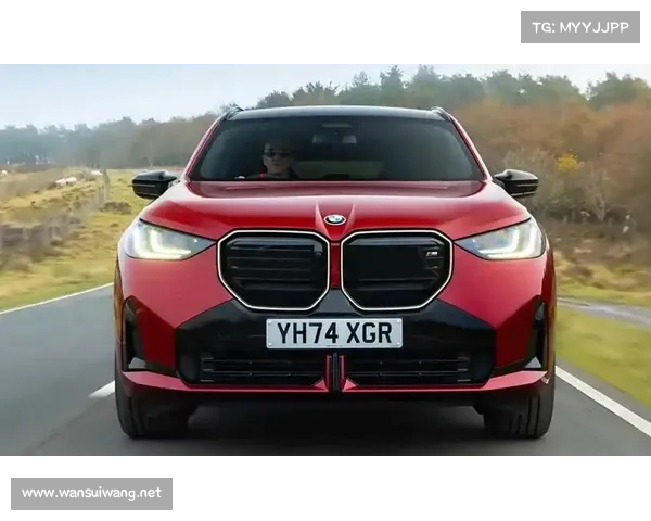 全新宝马1系来了！2.0T 6秒破百 开着爽爆了